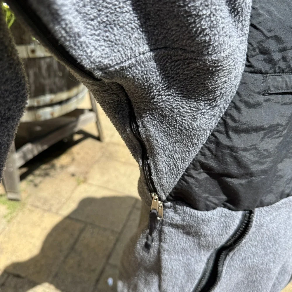 The North Face Men Retro Denali Jacket Grey Black Full Zip Fleece NF0A3XAU Large